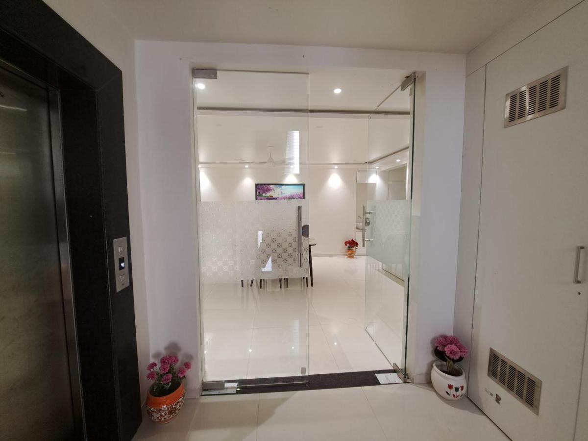 Отель Bouquet Residency Насик Экстерьер фото