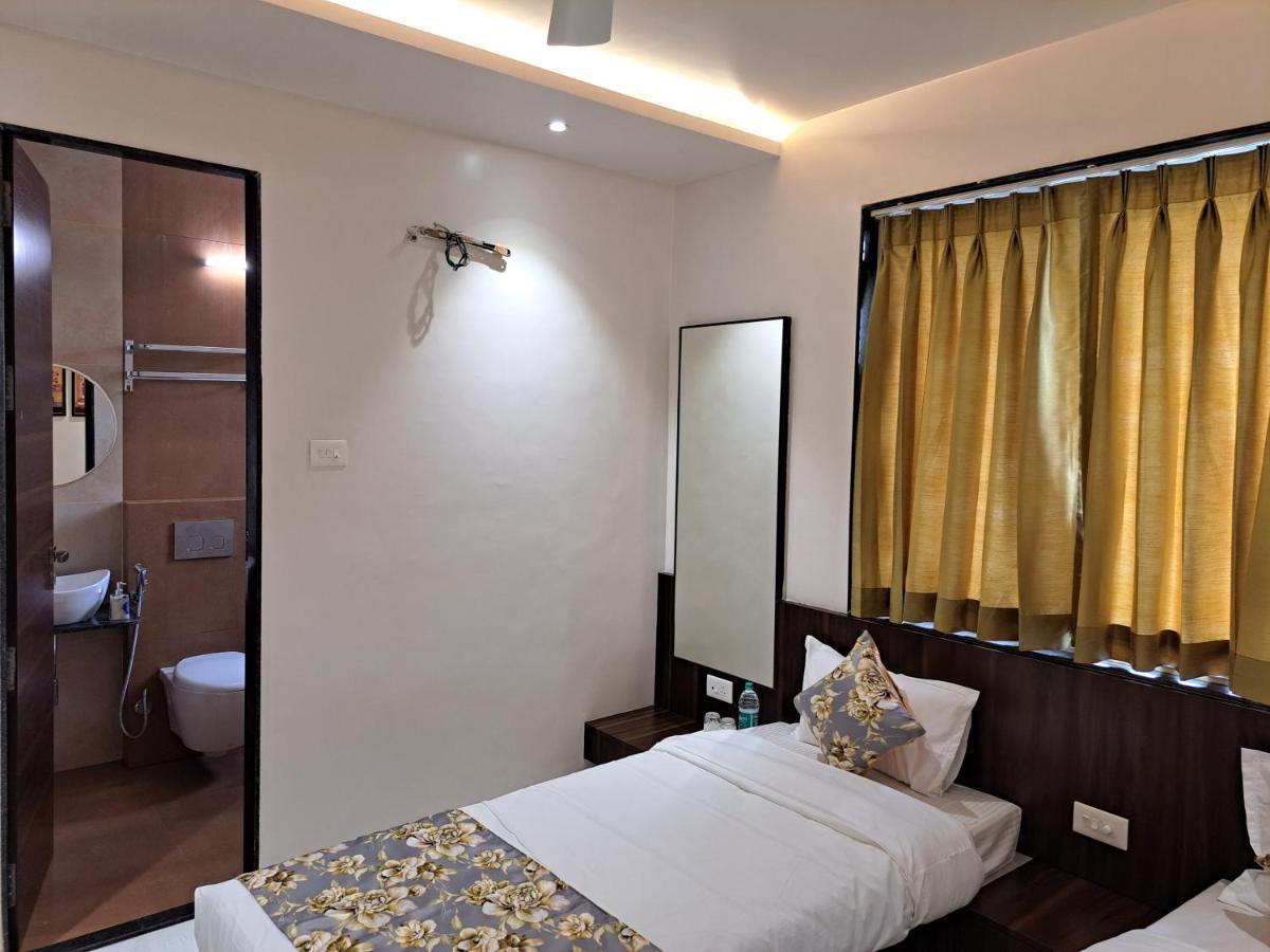 Отель Bouquet Residency Насик Экстерьер фото
